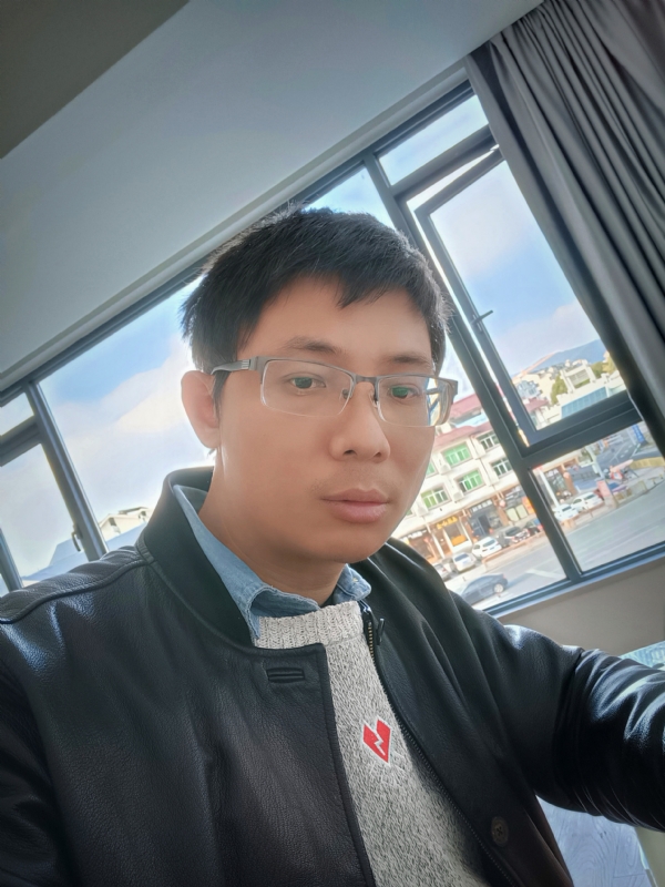 也许只是缺少一个拥抱的第二张照片--建瓯相亲网